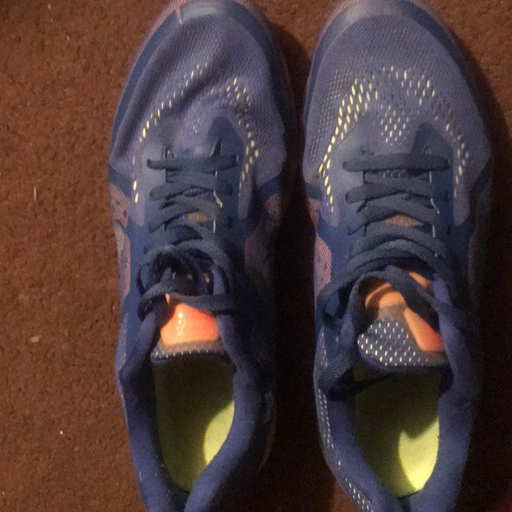 Colorful Nike AirMac